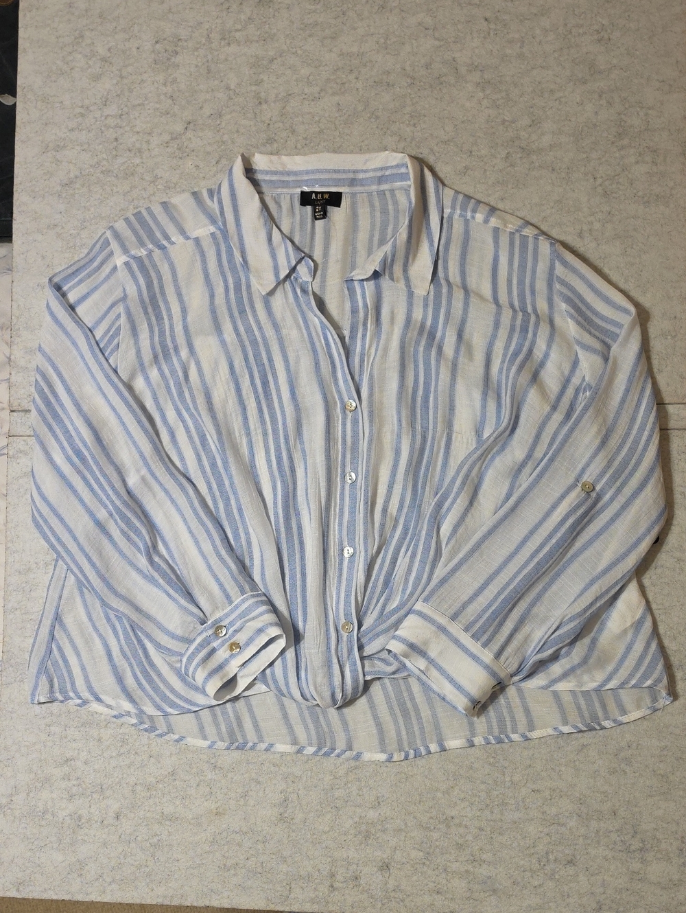 NWT A.U.W. Plus Size 2X Blue White Striped Twist Front Roll Tab Sleeve Blouse